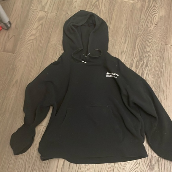 Woman’s black hoodie - Picture 1 of 2